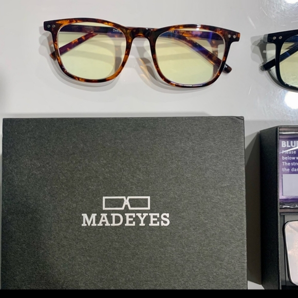 Madeyes blue light blocking glasses pair of two. New in box. - Picture 1 of 6